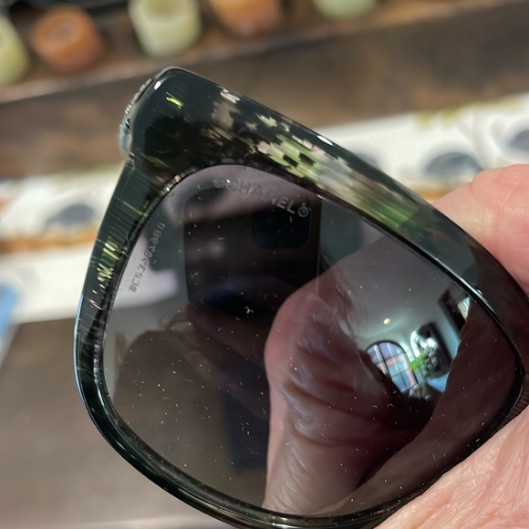 Gorgeous Chanel Sunglasses 🕶️ - Picture 6 of 14